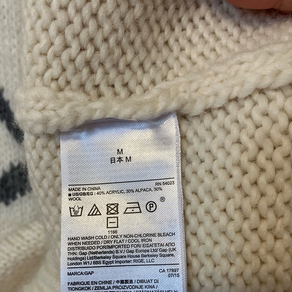 New with tag Sweater - Picture 5 of 6